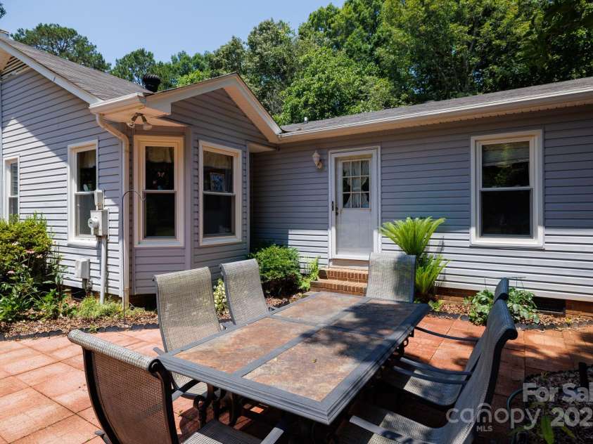 517 Powell Street, Rock Hill, SC 29732.  MLS# CAR4263004, YatesRealty ID 20549. 