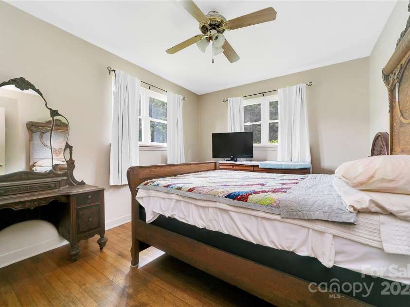 1455 Island Ford Road, Brevard, NC 28712.  MLS# CAR4162965, YatesRealty ID 2055. 