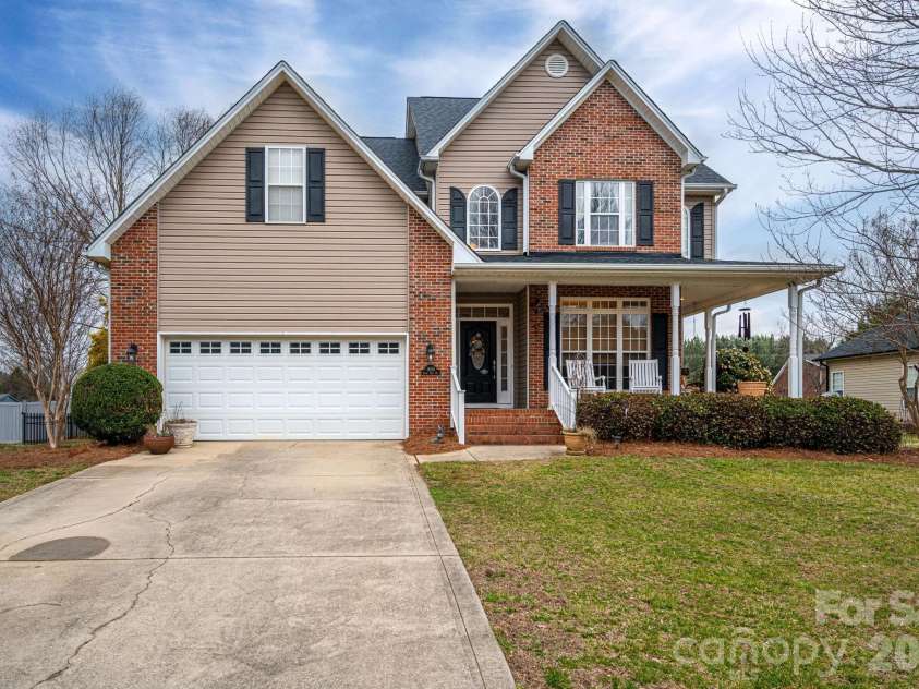 1605 Stone Pine Drive, Gastonia, NC 28056.  MLS# CAR4349618, YatesRealty ID 2055. 