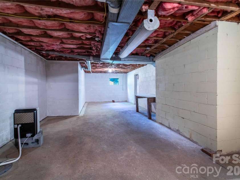 3004 Kanuga Road, Hendersonville, NC 28739.  MLS# CAR4380195, YatesRealty ID 20550. 