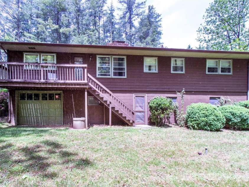 3004 Kanuga Road, Hendersonville, NC 28739.  MLS# CAR4380195, YatesRealty ID 20550. 