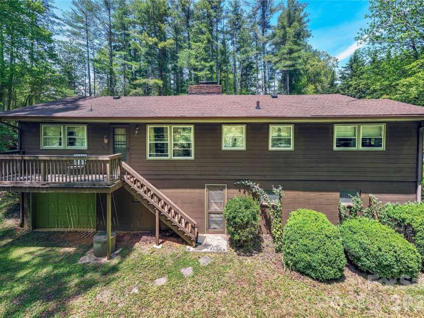 3004 Kanuga Road, Hendersonville, NC 28739.  MLS# CAR4380195, YatesRealty ID 20550. 