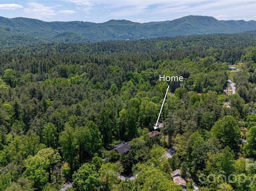 3004 Kanuga Road, Hendersonville, NC 28739.  MLS# CAR4380195, YatesRealty ID 20550. 