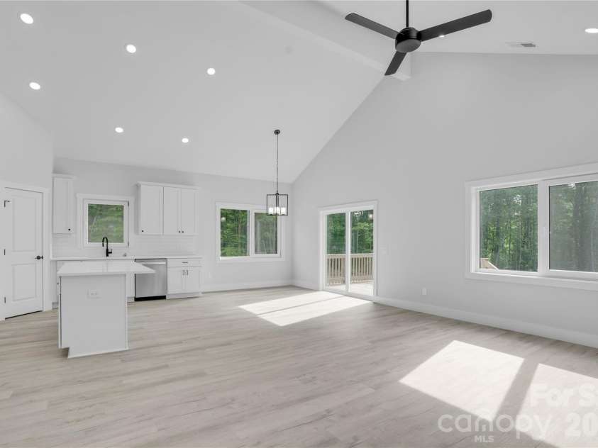 2426 Puetts Chapel Road, Bessemer City, NC 28016.  MLS# CAR4377326, YatesRealty ID 20552. 