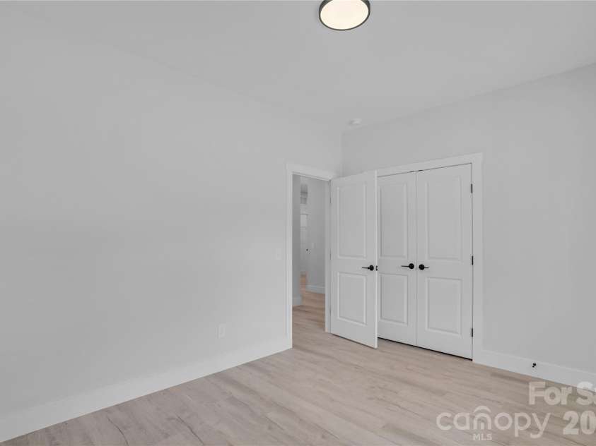 2426 Puetts Chapel Road, Bessemer City, NC 28016.  MLS# CAR4377326, YatesRealty ID 20552. 