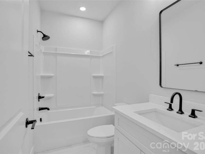2426 Puetts Chapel Road, Bessemer City, NC 28016.  MLS# CAR4377326, YatesRealty ID 20552. 