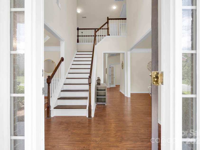 105 Runningdeer Drive, Mooresville, NC 28117.  MLS# CAR4248689, YatesRealty ID 20553. 