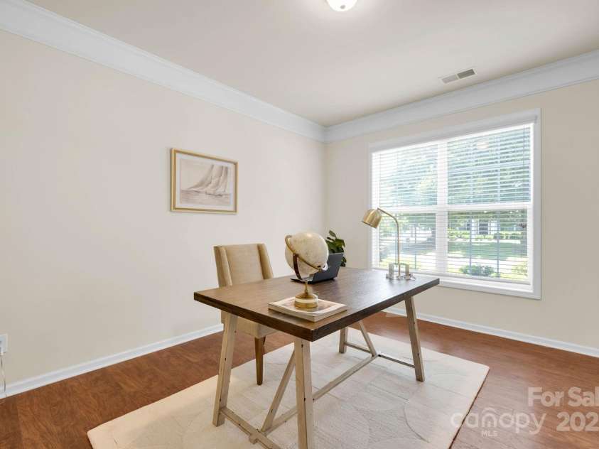 105 Runningdeer Drive, Mooresville, NC 28117.  MLS# CAR4248689, YatesRealty ID 20553. 