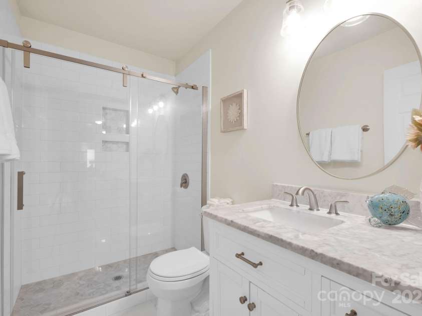 105 Runningdeer Drive, Mooresville, NC 28117.  MLS# CAR4248689, YatesRealty ID 20553. 