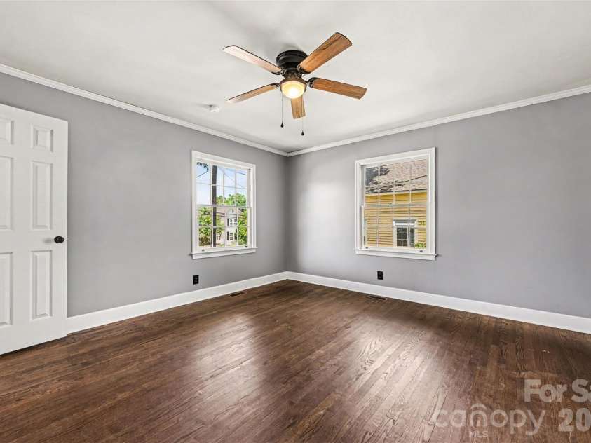 303 White Street, Lancaster, SC 29720.  MLS# CAR4379773, YatesRealty ID 20554. 