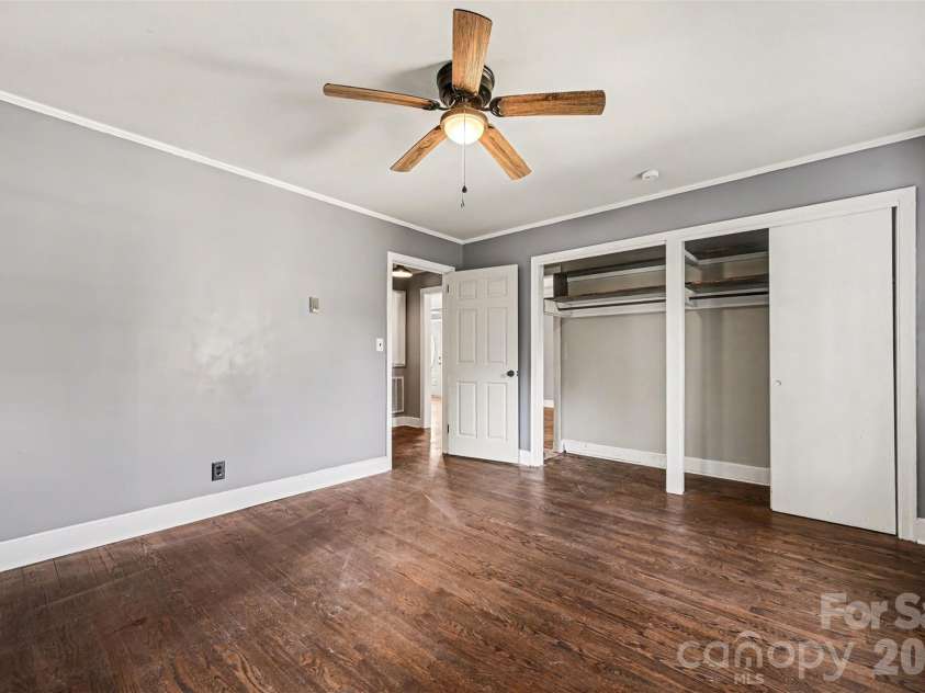 303 White Street, Lancaster, SC 29720.  MLS# CAR4379773, YatesRealty ID 20554. 