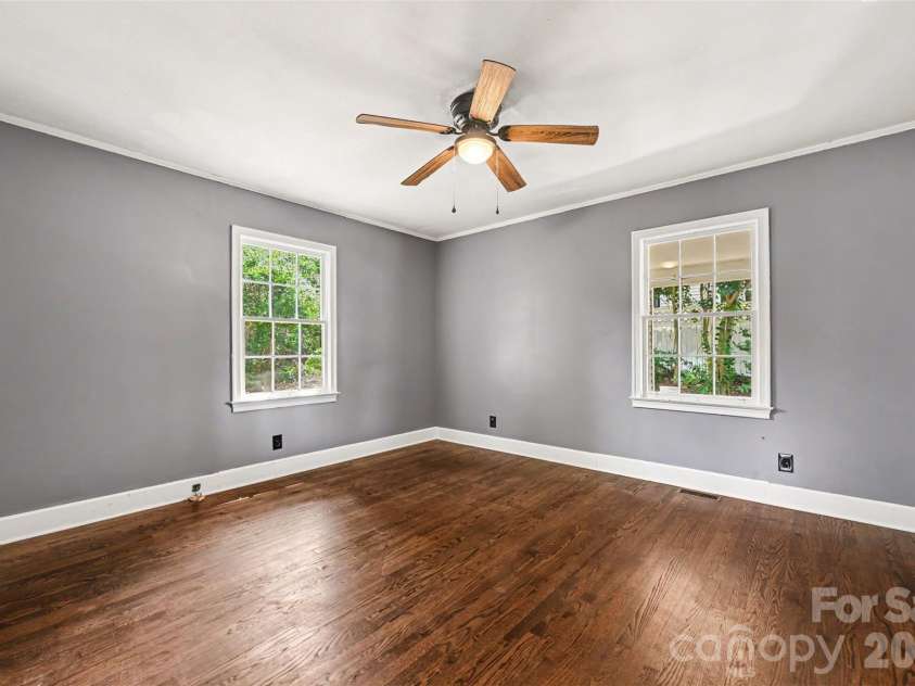 303 White Street, Lancaster, SC 29720.  MLS# CAR4379773, YatesRealty ID 20554. 