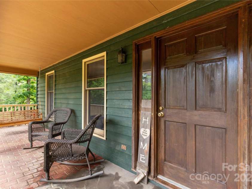 3547 Willowood Pond Drive, Rock Hill, SC 29730.  MLS# CAR4270729, YatesRealty ID 20555. Perfect for looking over the pond