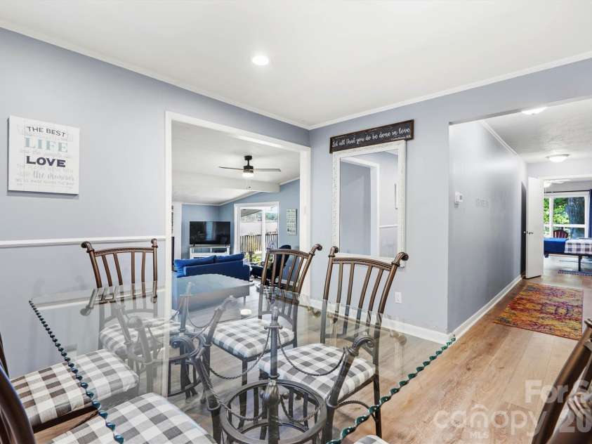 6566 Harbor Lane, Conover, NC 28613.  MLS# CAR4373254, YatesRealty ID 20555. 