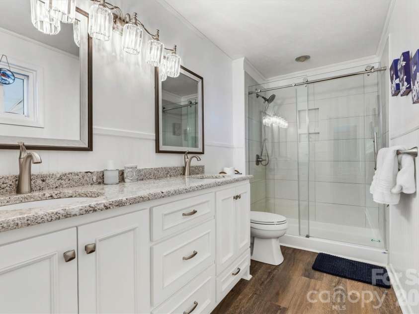 6566 Harbor Lane, Conover, NC 28613.  MLS# CAR4373254, YatesRealty ID 20555. 