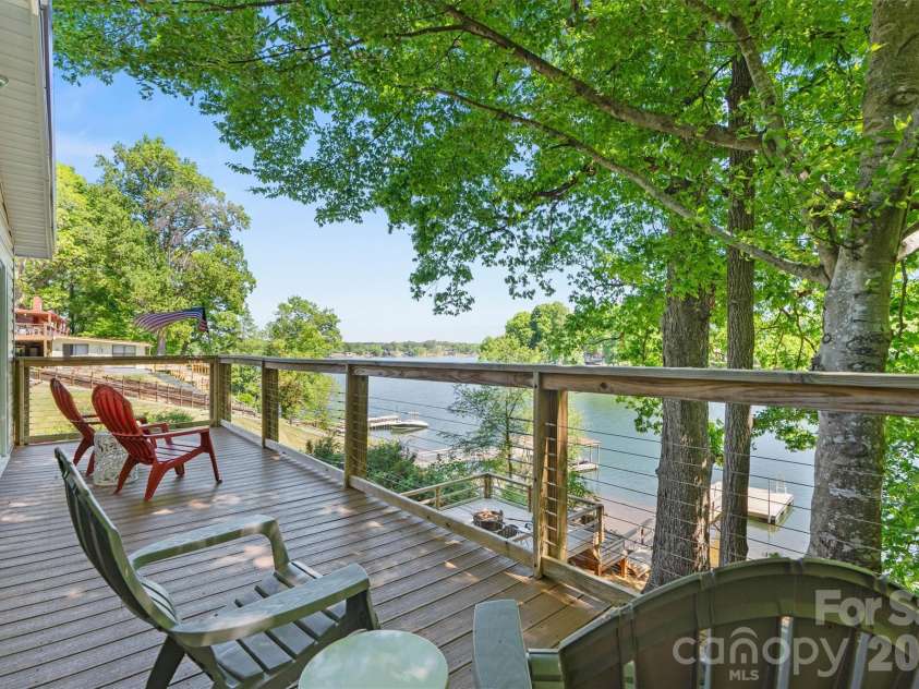 6566 Harbor Lane, Conover, NC 28613.  MLS# CAR4373254, YatesRealty ID 20555. 