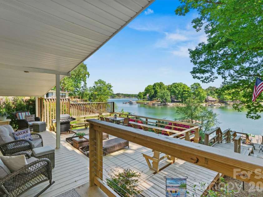 6566 Harbor Lane, Conover, NC 28613.  MLS# CAR4373254, YatesRealty ID 20555. 