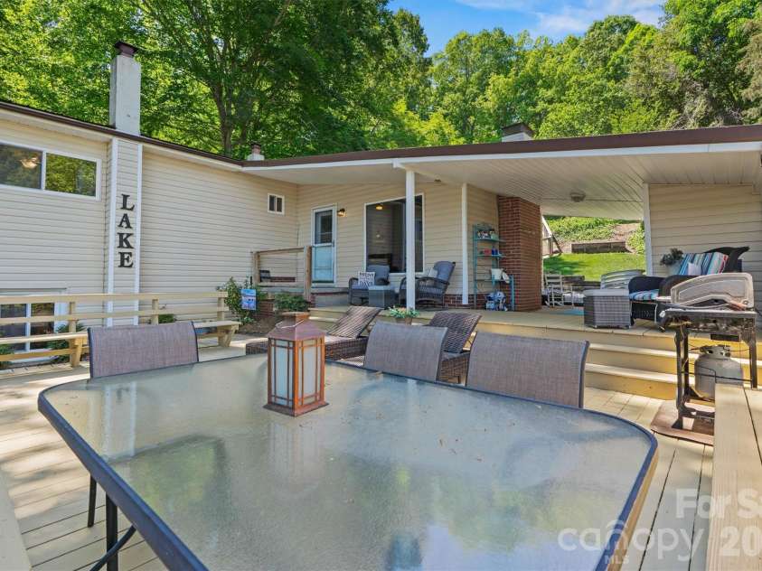 6566 Harbor Lane, Conover, NC 28613.  MLS# CAR4373254, YatesRealty ID 20555. 