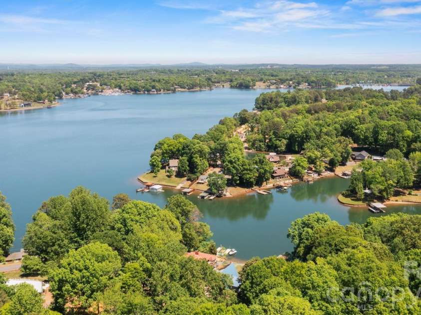 6566 Harbor Lane, Conover, NC 28613.  MLS# CAR4373254, YatesRealty ID 20555. 