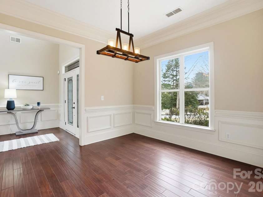 160 Arrow Point Lane, Davidson, NC 28036.  MLS# CAR4337144, YatesRealty ID 20556. 