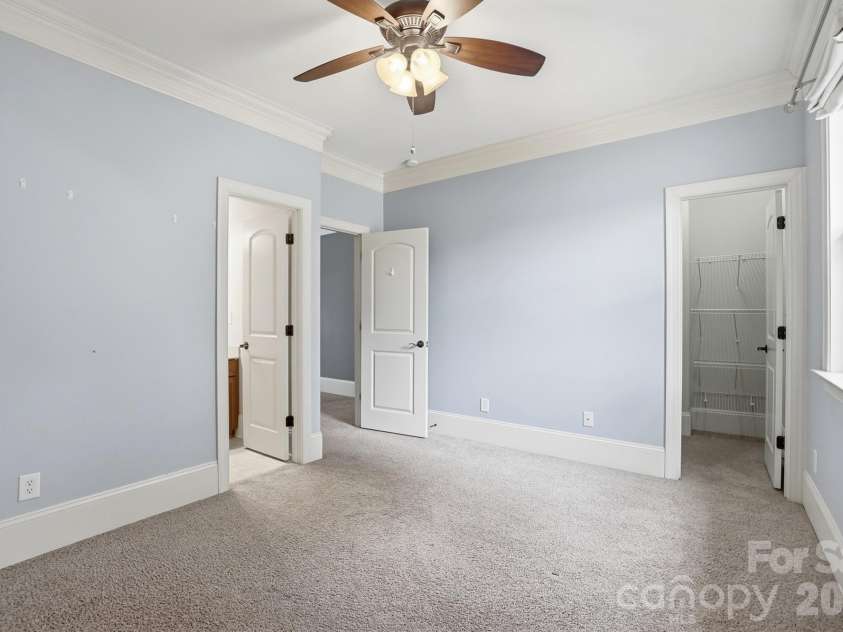 160 Arrow Point Lane, Davidson, NC 28036.  MLS# CAR4337144, YatesRealty ID 20556. 