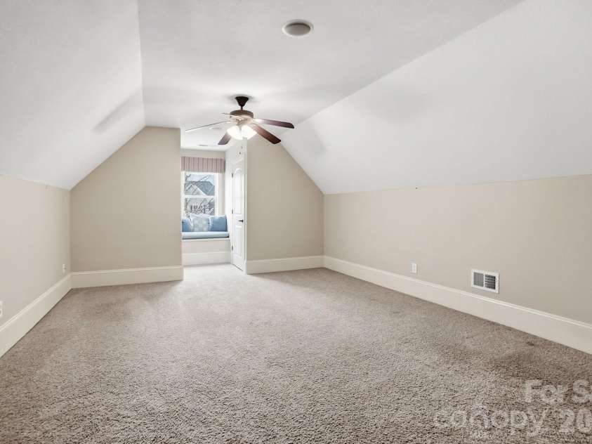 160 Arrow Point Lane, Davidson, NC 28036.  MLS# CAR4337144, YatesRealty ID 20556. 