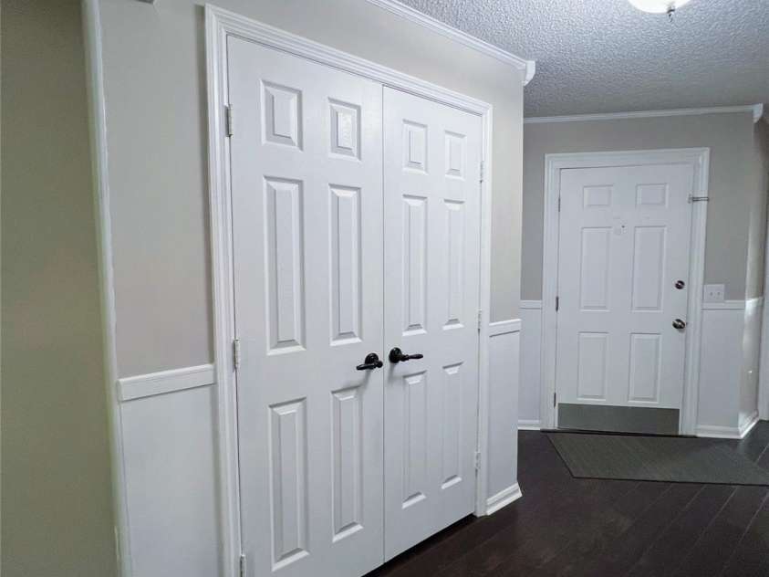 19905 Henderson Road, Cornelius, NC 28031.  MLS# CAR4365595, YatesRealty ID 20557. 