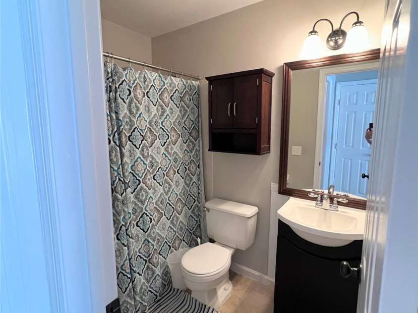 19905 Henderson Road, Cornelius, NC 28031.  MLS# CAR4365595, YatesRealty ID 20557. 