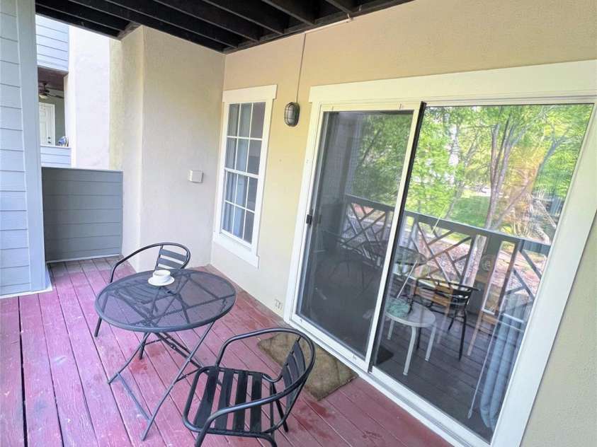 19905 Henderson Road, Cornelius, NC 28031.  MLS# CAR4365595, YatesRealty ID 20557. 
