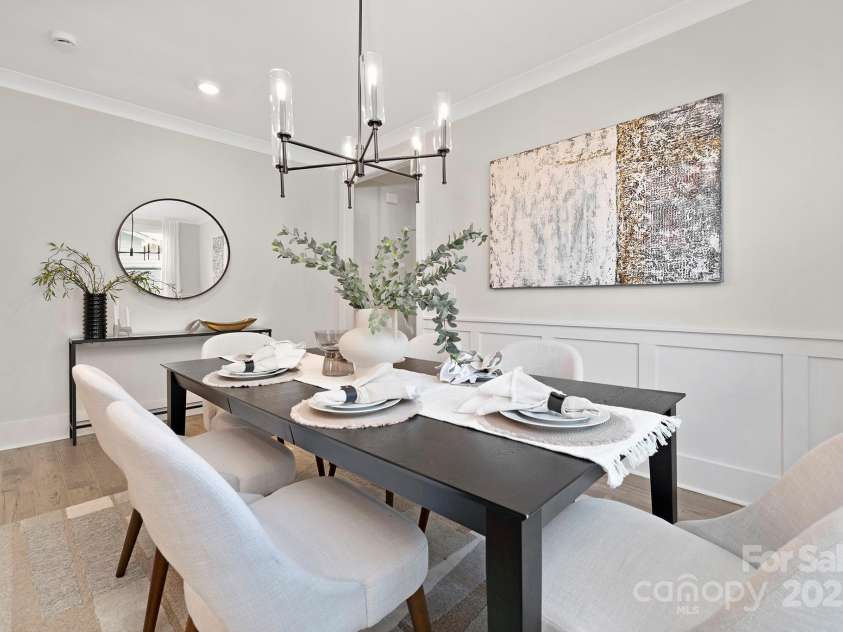 2304 Catalina Avenue, Charlotte, NC 28206.  MLS# CAR4195790, YatesRealty ID 20557. 