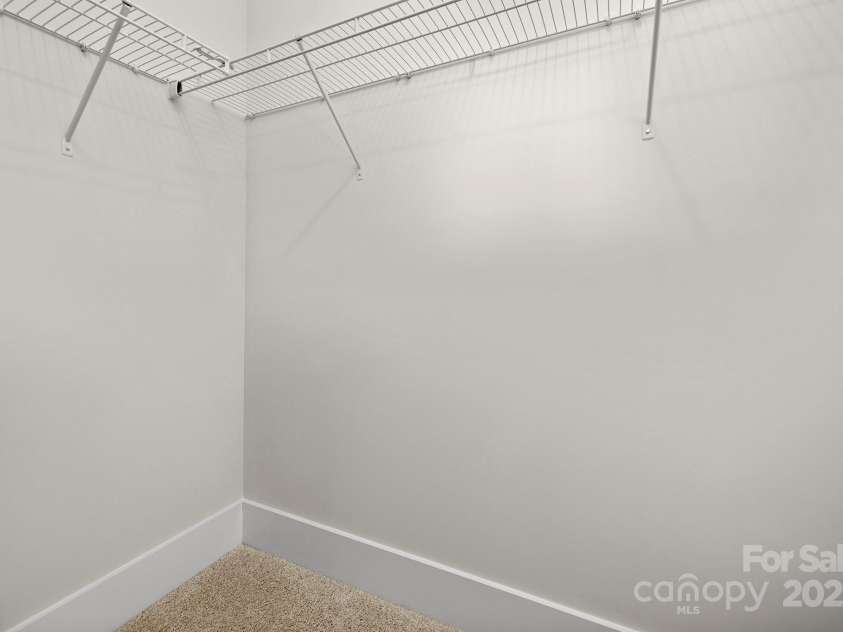 2304 Catalina Avenue, Charlotte, NC 28206.  MLS# CAR4195790, YatesRealty ID 20557. 