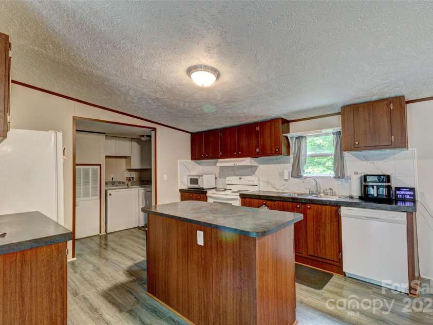 101 J M Lane, Lawndale, NC 28090.  MLS# CAR4253907, YatesRealty ID 20558. 