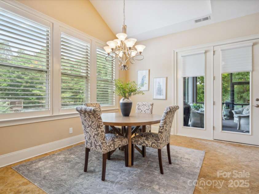 5805 Copperleaf Commons Court, Charlotte, NC 28277.  MLS# CAR4264865, YatesRealty ID 20559. 