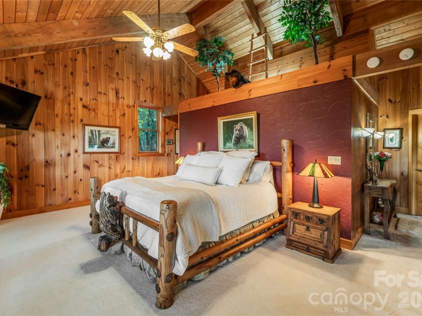 163 Tweetys Knoll, Burnsville, NC 28714.  MLS# CAR4281512, YatesRealty ID 2056. Primary Suite upstairs with vaulted ceilings and private Juliet balcony