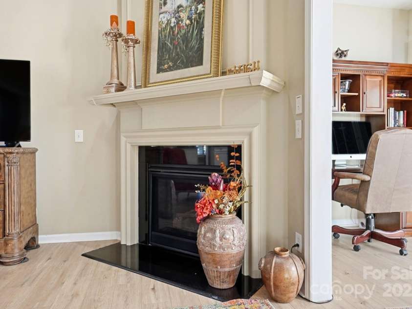 5194 Cressingham Drive, Fort Mill, SC 29707.  MLS# CAR4320905, YatesRealty ID 2056. 