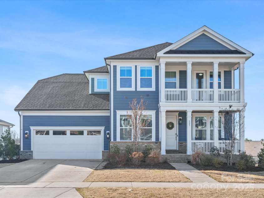 523 Rock Skip Way, Fort Mill, SC 29708.  MLS# CAR4219760, YatesRealty ID 2056. 