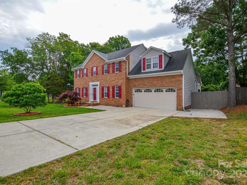 3602 Brookstone Trail, Indian Trail, NC 28079.  MLS# CAR4252334, YatesRealty ID 20560. 