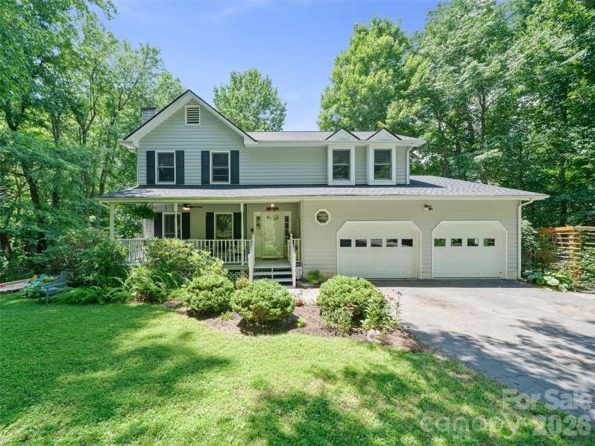 254 Shepard Way, Burnsville, NC 28714.  MLS# CAR4368226, YatesRealty ID 20561. 