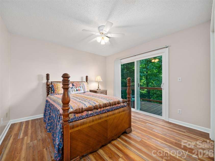 254 Shepard Way, Burnsville, NC 28714.  MLS# CAR4368226, YatesRealty ID 20561. 