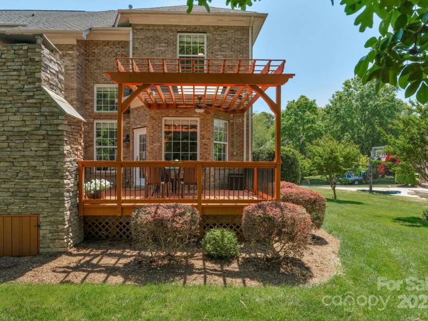 3017 Chisholm Court, Waxhaw, NC 28173.  MLS# CAR4234747, YatesRealty ID 20561. 