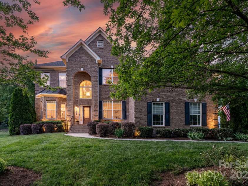 3017 Chisholm Court, Waxhaw, NC 28173.  MLS# CAR4234747, YatesRealty ID 20561. 