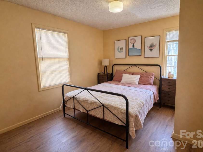 1511 Water Wheel Cove, Clyde, NC 28721.  MLS# CAR4369164, YatesRealty ID 20562. 