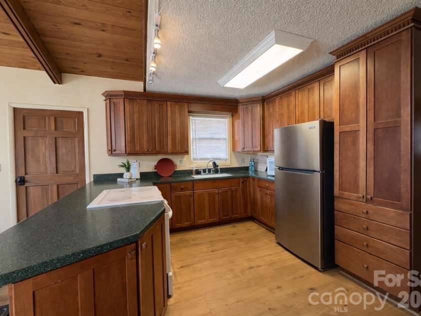 1511 Water Wheel Cove, Clyde, NC 28721.  MLS# CAR4369164, YatesRealty ID 20562. 