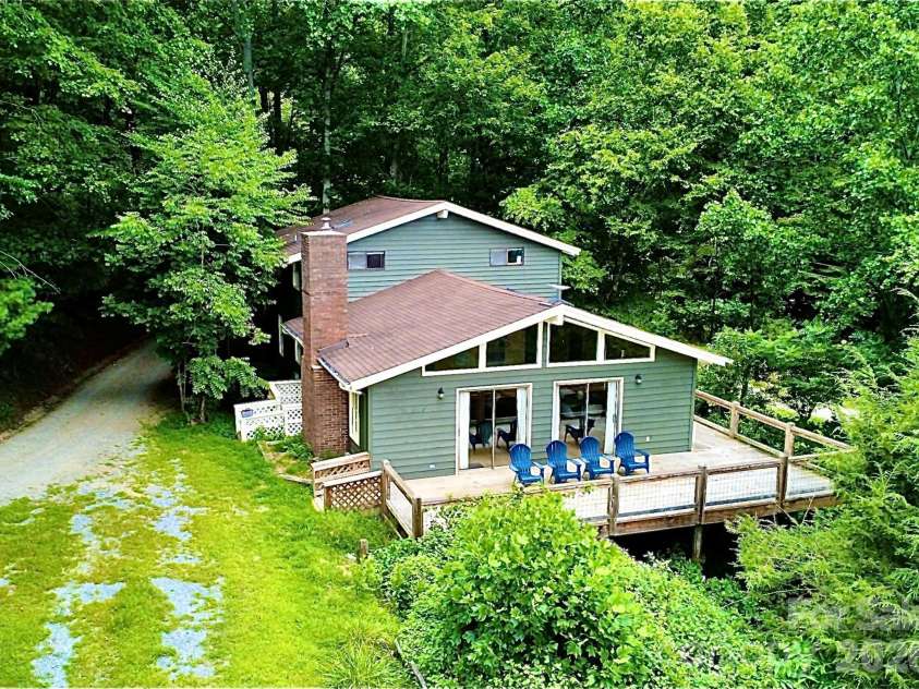 1511 Water Wheel Cove, Clyde, NC 28721.  MLS# CAR4369164, YatesRealty ID 20562. 