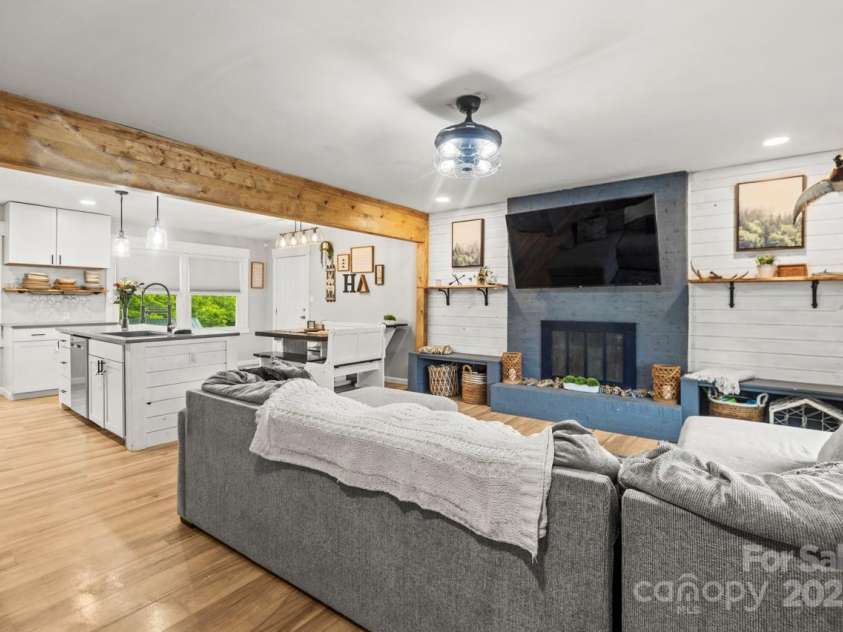2097 Ala Lane, Granite Falls, NC 28630.  MLS# CAR4258022, YatesRealty ID 20562. Living Room