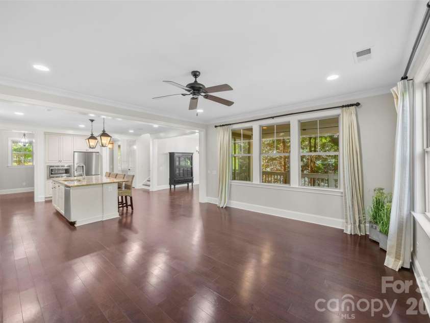 8624 Robbins Crescent Drive, Cornelius, NC 28031.  MLS# CAR4410622, YatesRealty ID 20564. Family room