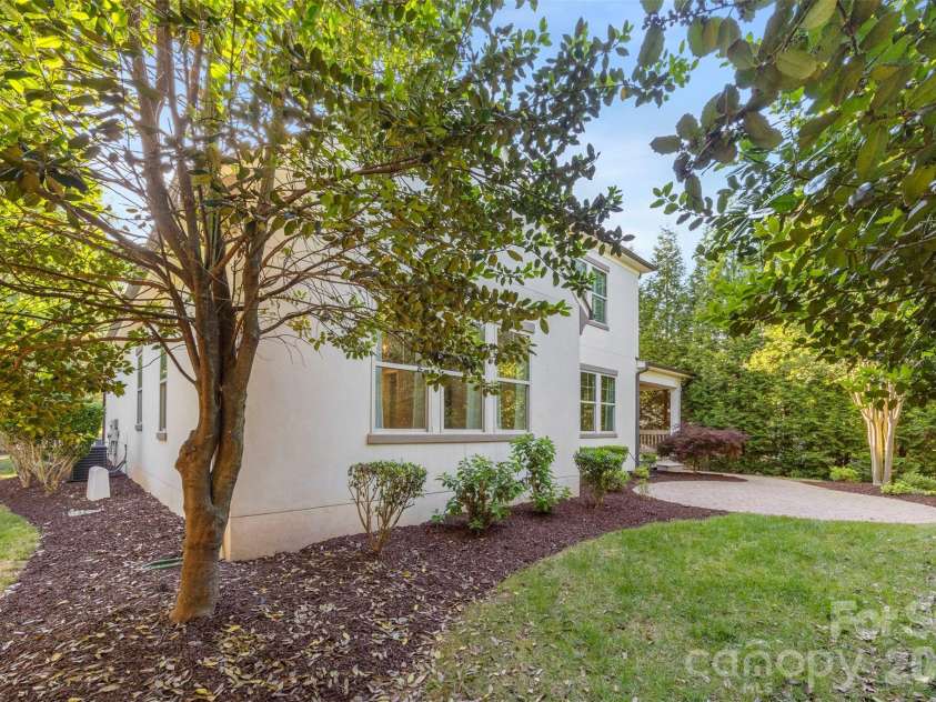 8624 Robbins Crescent Drive, Cornelius, NC 28031.  MLS# CAR4410622, YatesRealty ID 20564. Private wooded back yard