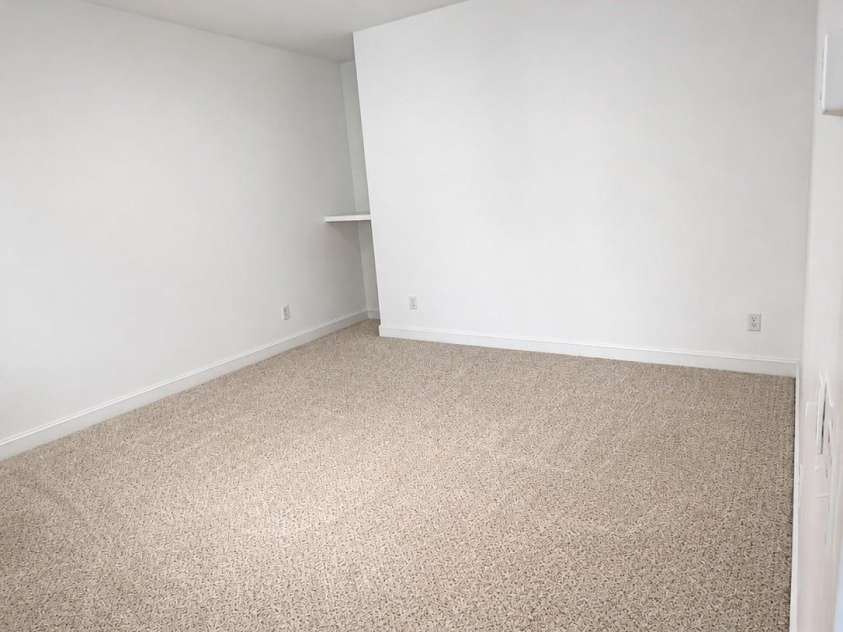8624 Robbins Crescent Drive, Cornelius, NC 28031.  MLS# CAR4410622, YatesRealty ID 20564. Second floor flex space