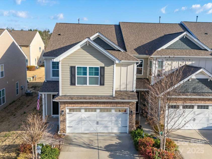 5062 Gribble Lane, Lancaster, SC 29720.  MLS# CAR4258008, YatesRealty ID 20565. Front of Home