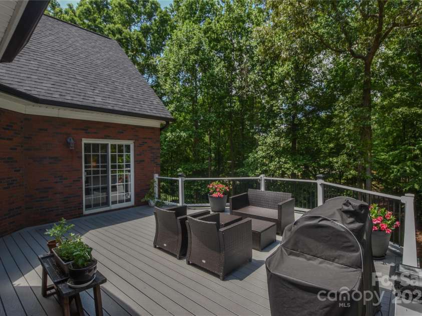 118 Tayport Drive, Troutman, NC 28166.  MLS# CAR4264920, YatesRealty ID 20566. 